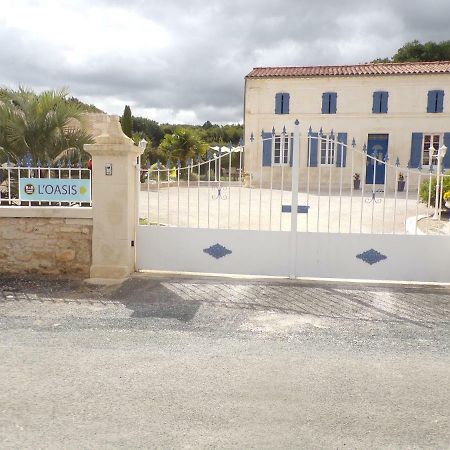 L'Oasis Bed and Breakfast Port-dʼEnvaux Eksteriør billede