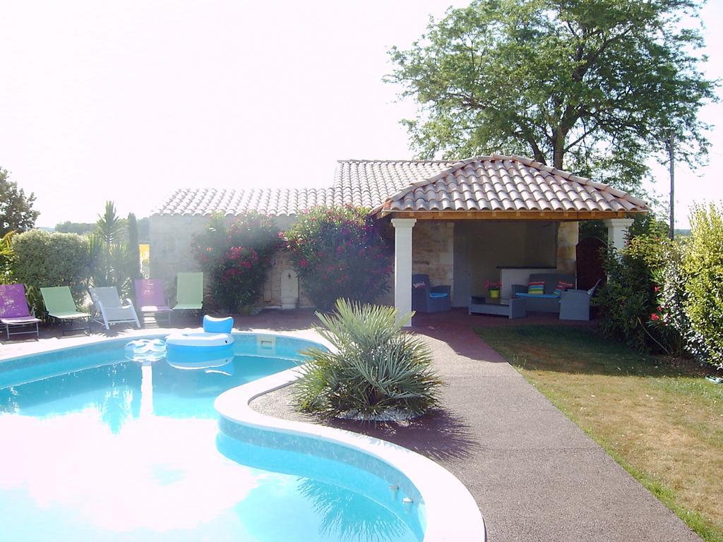 L'Oasis Bed and Breakfast Port-dʼEnvaux Eksteriør billede